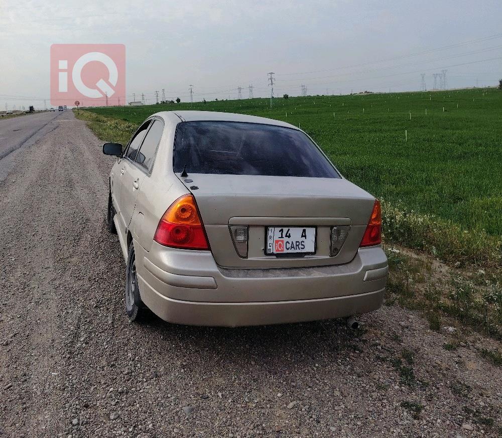 سوزوكي ليانا